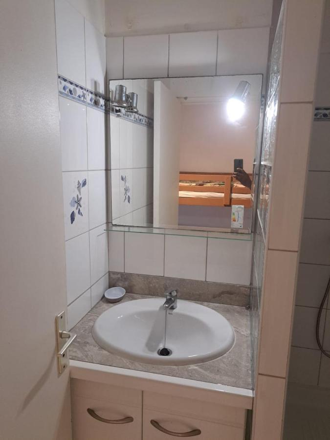 Studio Cosy Les Pieds Dans L'Eau A L'Autre Bord Le Moule Εξωτερικό φωτογραφία